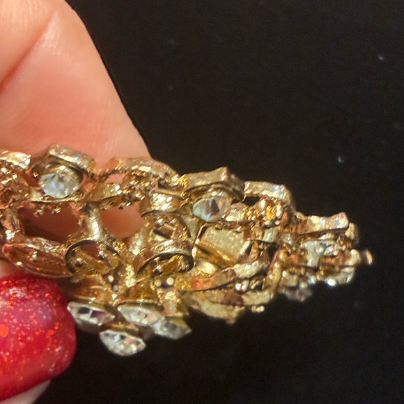 Vintage EUC Gold tone and rhonestone  Brooch - Picture 6 of 9
